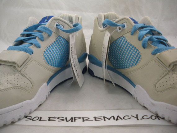 Nke Air Trainer Ii Tecmo Light Bone Scuba Blue Sample 05