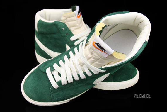 6 15 11blazergreeninsole