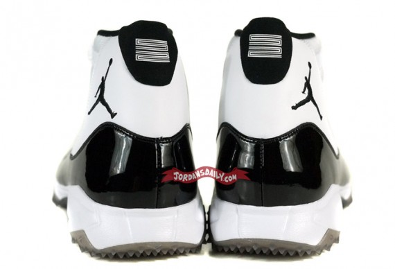 Air Jordan XI 'Concord' - CC Sabathia Turf Trainer PE