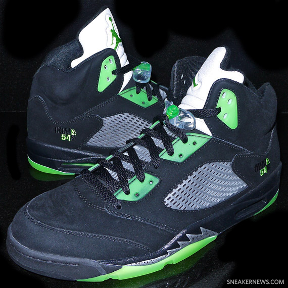 Air Jordan V Quai 54 Black Detailed Images 70