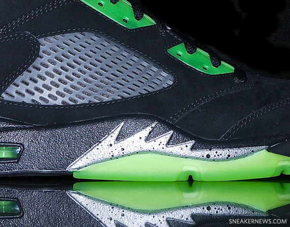 Air Jordan V Quai 54 Black Detailed Images 73