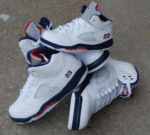 Air Jordan V White Red Navy Hitting Retailers 4