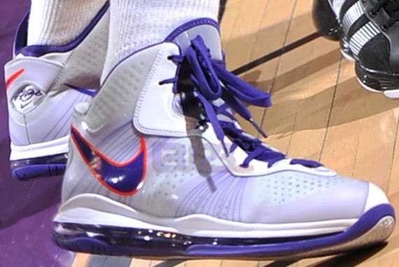 Nike LeBron 8 V/2 - Diana Taurasi Mercury Home PE