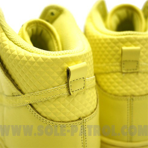 Nike 6.0 Wmns Dunk High Lemon Frost 6