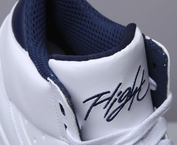 Nike Air Flight Classic - White - Navy