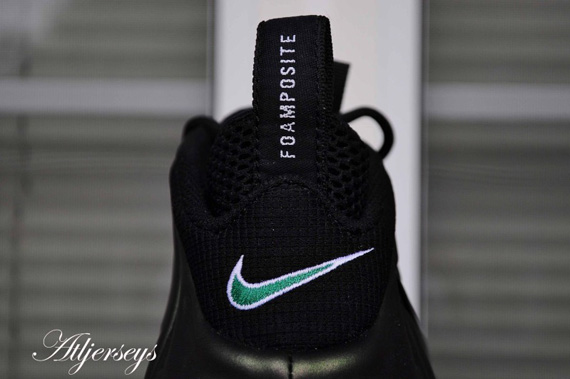 Nike Air Foamposite Dark Pine Green New Photos 05