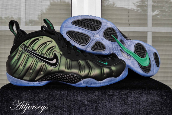 Nike Air Foamposite Dark Pine Green New Photos 09