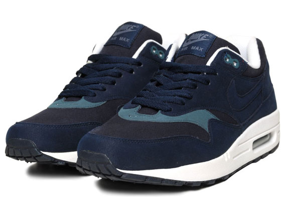 Nike Air Max 1 July 2011 Obsidian 308866 404 01