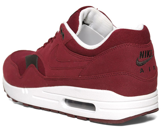 Nike Air Max 1 July 2011 Team Red 308866 601 02