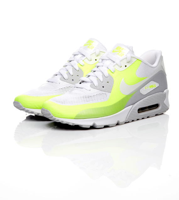 Nike Air Max 90 Hyperfuse Premium 02