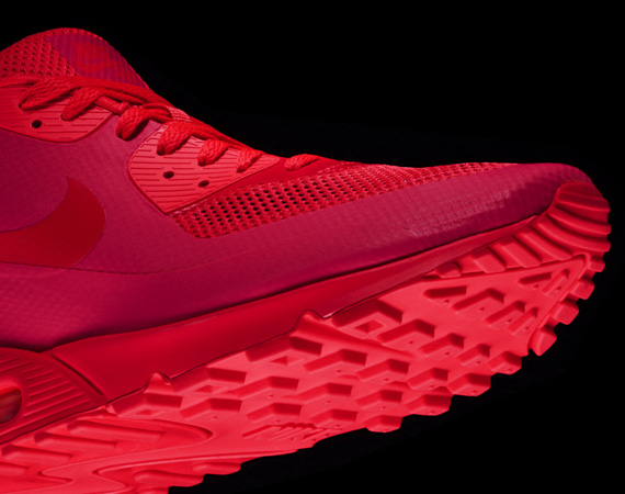 Nike Air Max 90 Hyperfuse Tonal Red 02