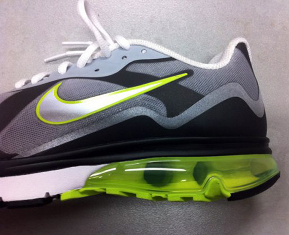 Nike Air Max Alpha 2011 – Grey – Volt