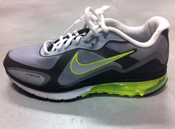 Nike Air Max Alpha 2011 Grey Volt 04