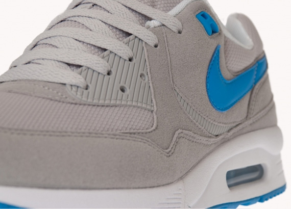 Nike Air Max Light Grey Blue White Titolo 02