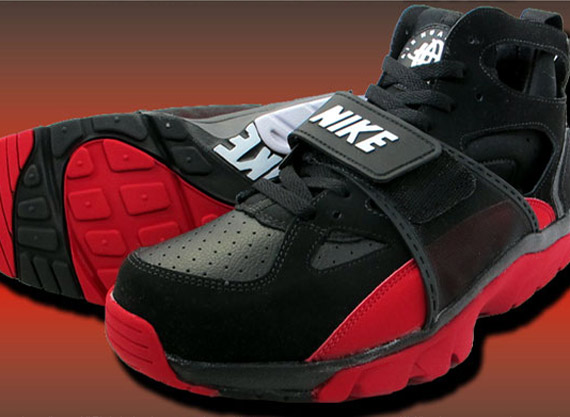 Nike Air Trainer Huarache - Black - White - Varsity Red