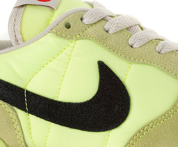 Nike Air Vortex - Volt - Black - July 2011