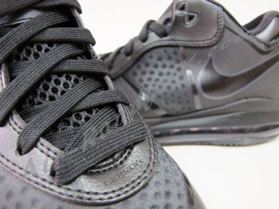 Nike Lebron 8 V2 Low Black Ar 04