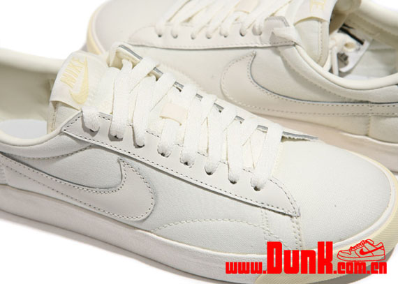 Nike Wmns Tennis Csc Sail 06