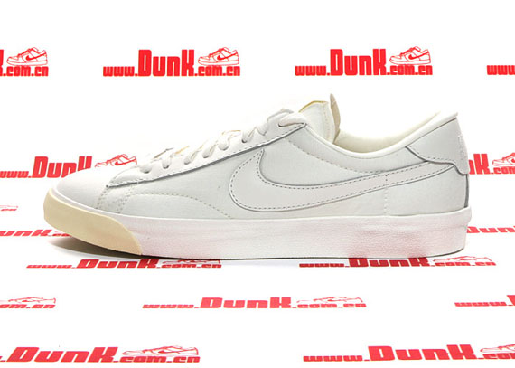 Nike Wmns Tennis Csc Sail 09