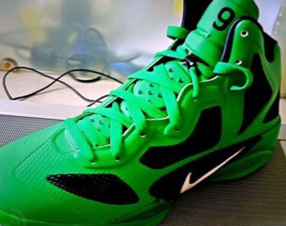 Nike Zoom Hyperfuse 2011 Rajon Rondo Celtics Pe 01