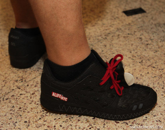 Sneakercon June 2011 Feet 72