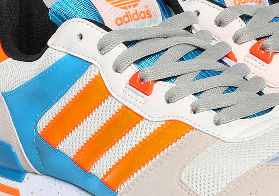 adidas Originals ZX 700 - White - Orange - Blue