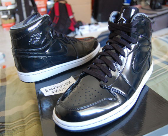 Air Jordan 1 High Black Patent Sample New Images 04