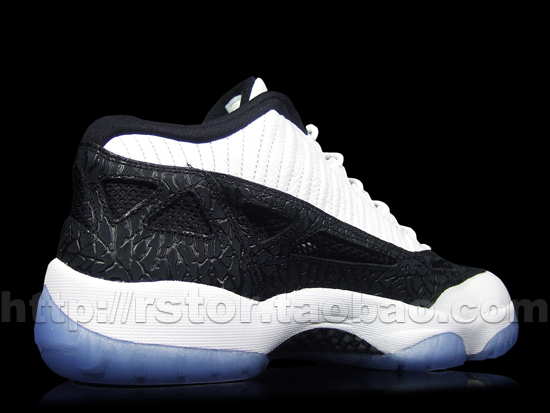 Air Jordan 11 Ie Low White Black Metallic Silver 4