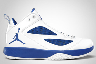 Air Jordan 2011 Q Flight White Varsity Royal 2