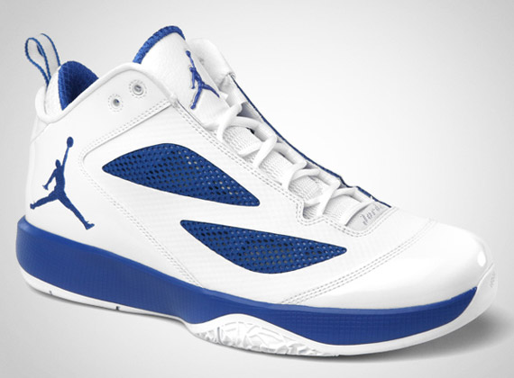 Air Jordan 2011 Q Flight White Varsity Royal 3