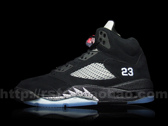 Air Jordan 5 Retro Black Metallic Silver 2011 1