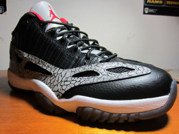 Air Jordan Xi Ie Low Cement 01