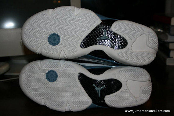 Air Jordan Xiv White University Blue Sample 03