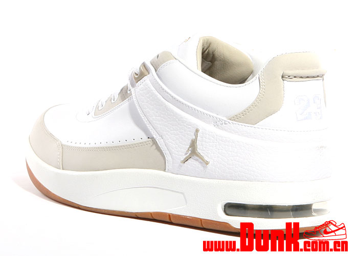 Jordan Classic 87 White Khaki Birch Medium Brown Gum 4