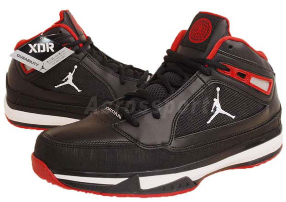 Jordan Team Iso 2 Low Bred 02