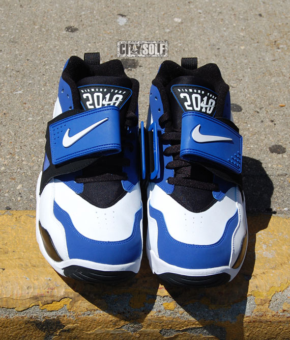 Nike Air Diamond Turf Blu Cs 02