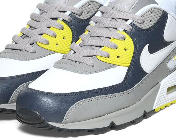 Nike Air Max 90 - Medium Grey - White - Volt