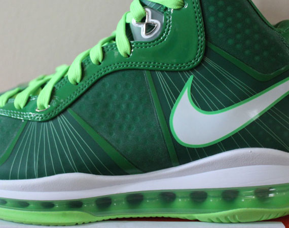 Nike LeBron 8 V/2 - Victory Green - Electric Green | Sample