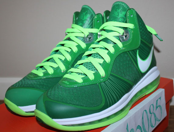 Nike Lebron 8 V2 Victory Green White Electric Green 08