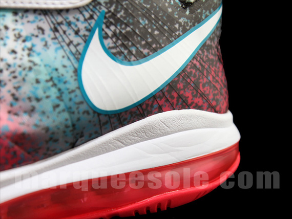 Nike Lebron V2 Low Miami Night 01