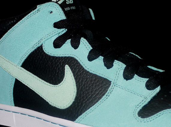 Nike Sb Dunk Mid Un Tiffany New Images1