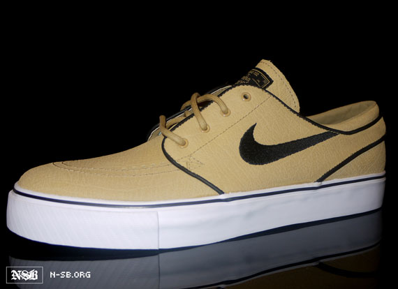 Nike Sb Janoski Hay Ltr Spr12 01