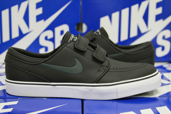 Nike Sb Janoski Velcro Black 05