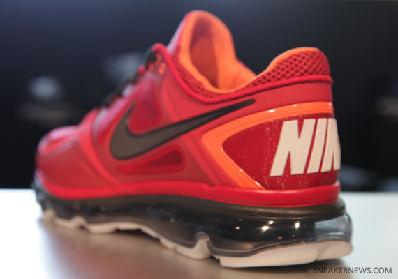 Nike Trainer 1.3 Max Gym Red Black Brilliant Orange White 03