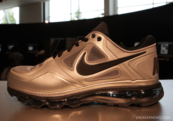 Nike Trainer 1.3 Max Metallic Silver Black 05