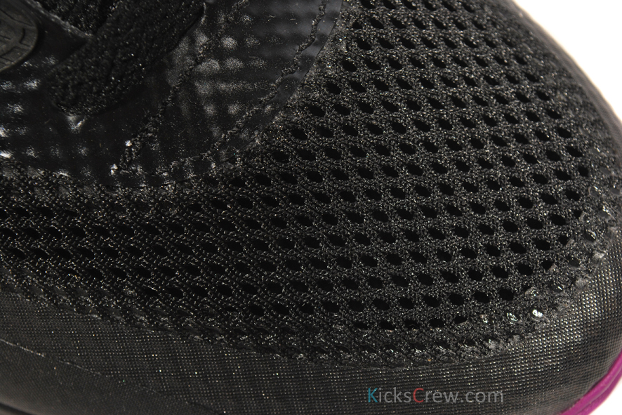 Nike Wmns Air Max 90 Hyperfuse Black Bold Berry 5