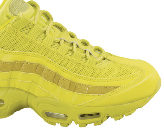 Nike Wmns Air Max 95 High Voltage 03