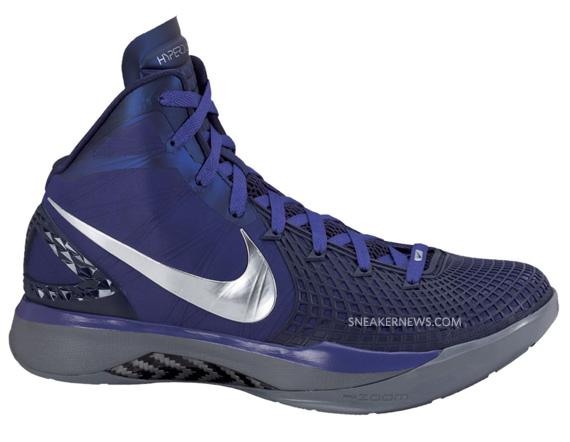 Nike Zoom Hyperdunk 2011 Supreme Purple Grey 02