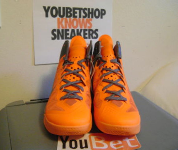 Nike Zoom Hyperforce Grey Orange Sample 03