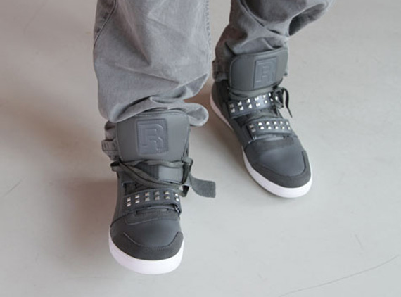 Swizz Beats Reebok Studded Grey 02